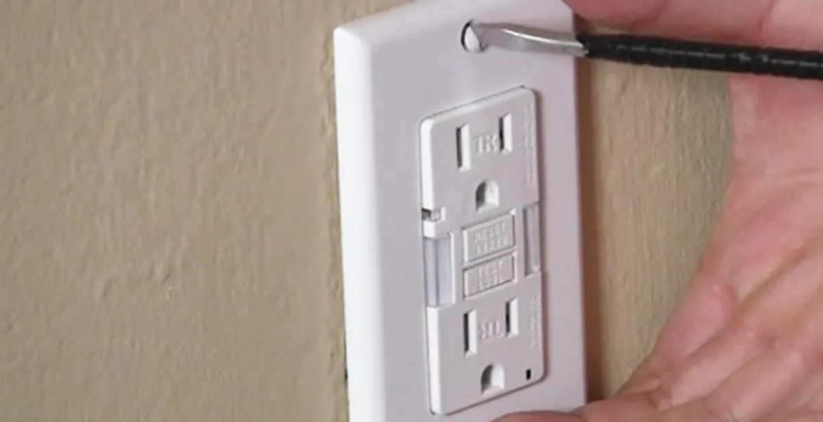 gfc outlets service securing and mounting ground fault circuit interrupter outlet by certified electricians in Green Bay, WI